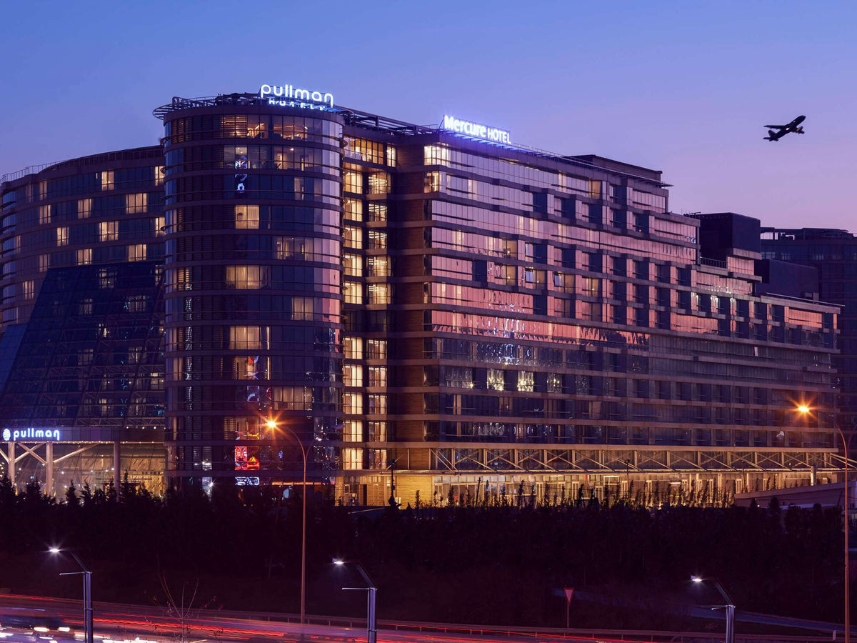 大会会場となるイスタンブールのPullman Istanbul Hotel & Convention Centerの外観