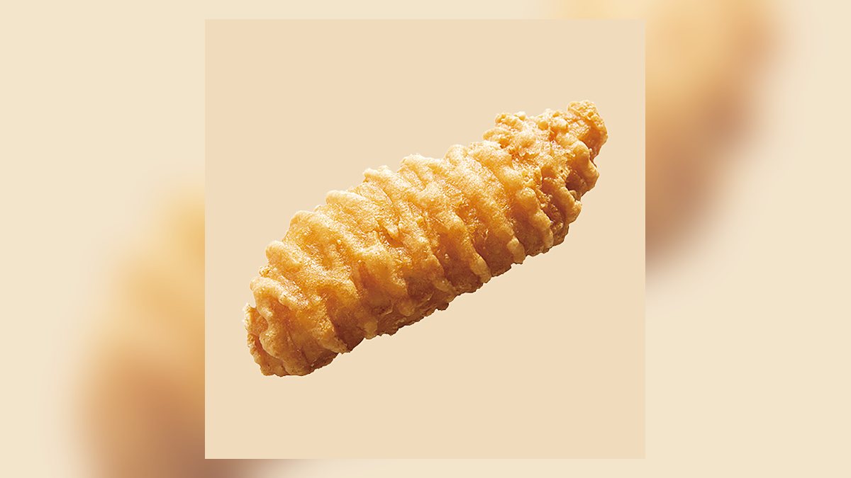 【ファミマ】クリスピーチキンは183kcal。たんぱく質12.2g、脂質9.6g