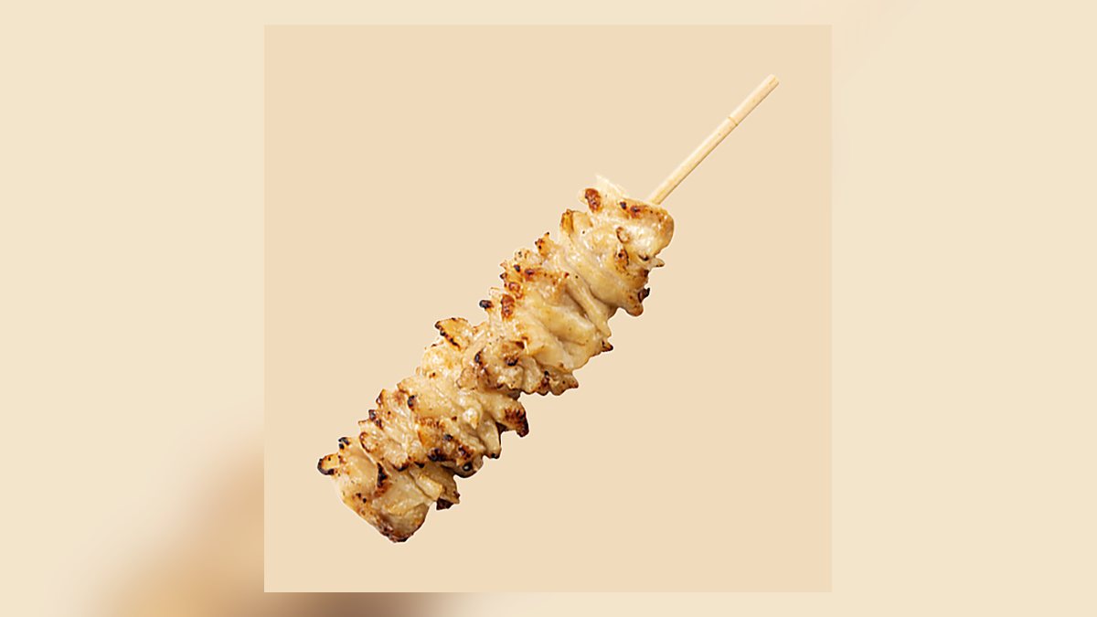 【ファミマ】ビッグ焼きとり かわ塩のカロリーは189kcal。たんぱく質7.5g