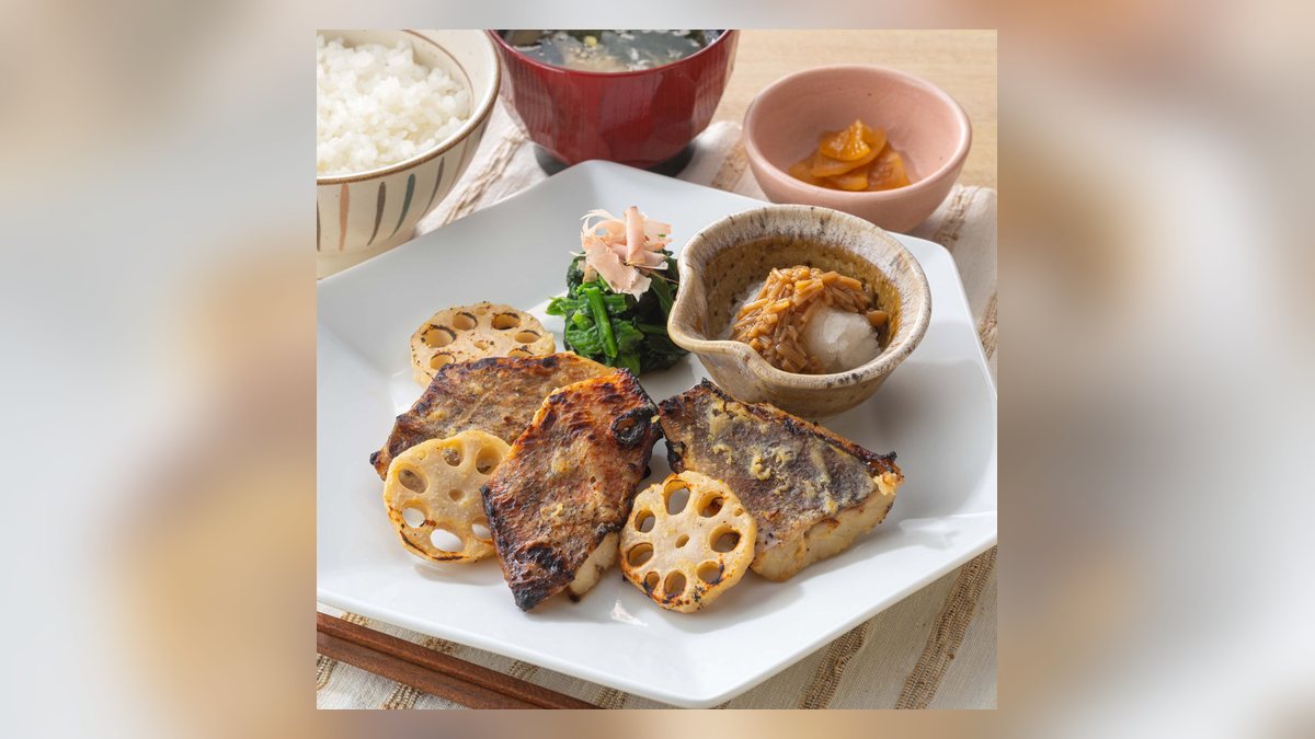 【大戸屋】メヌケ西京漬け炭火焼き定食(白ご飯)はたんぱく質39.1g。17位
