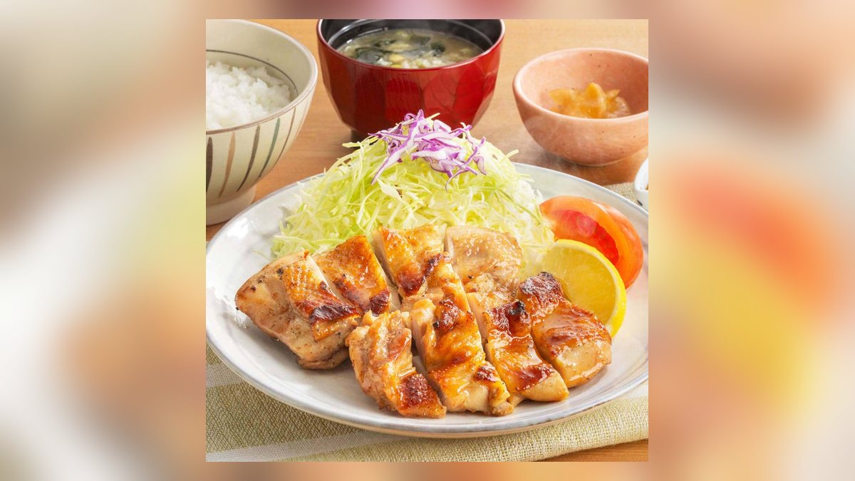 大戸屋のもろみチキンの炭火焼き定食の写真（公式サイトより）