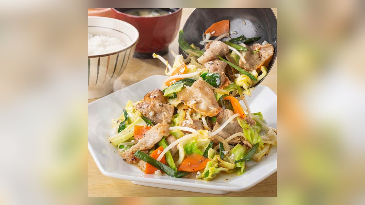 【大戸屋】肉野菜塩こうじ炒め定食(白ご飯)はたんぱく質22.6g。39位