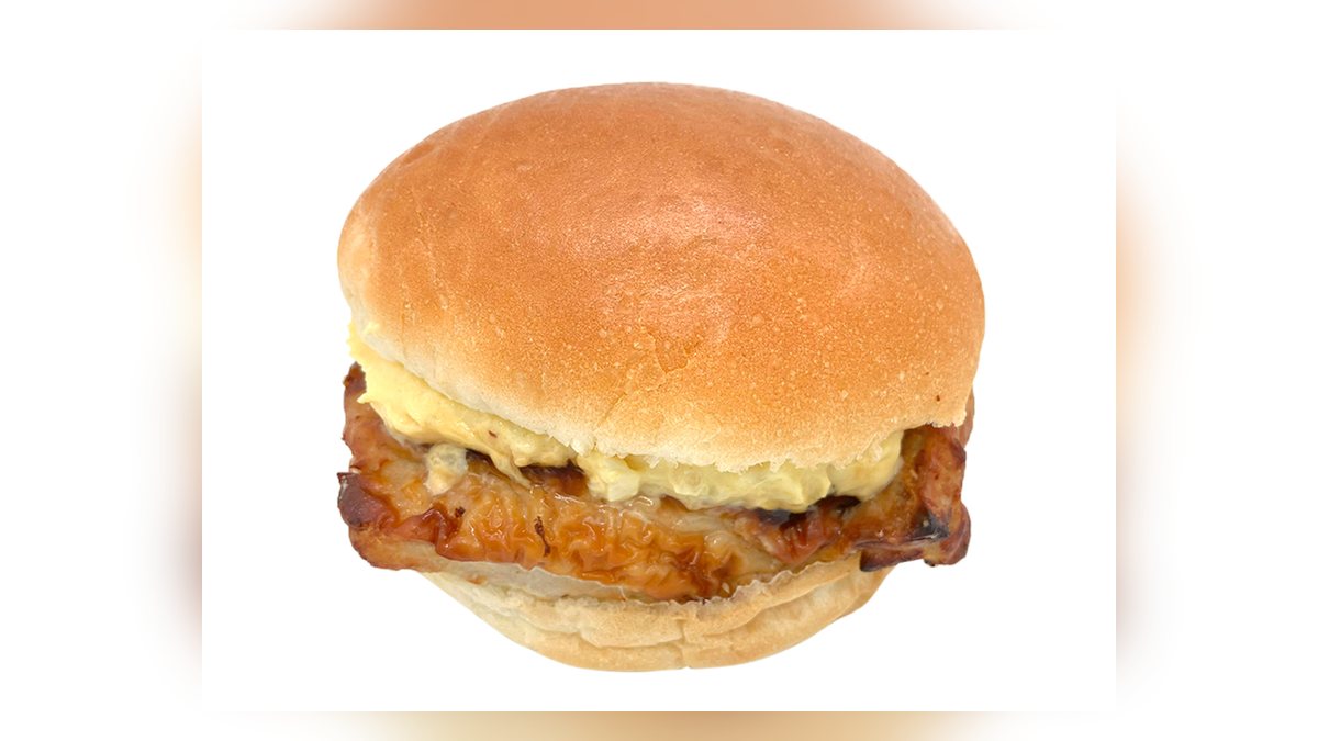 【セブンイレブン】タルタルチキンバーガーのたんぱく質は26.8g。16品中2位
