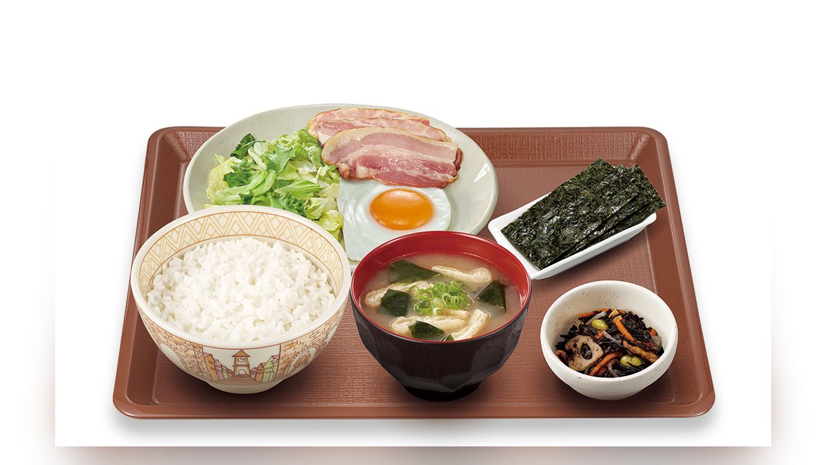 すき家の自社製ベーコンエッグ朝食並盛の写真（公式サイトより）