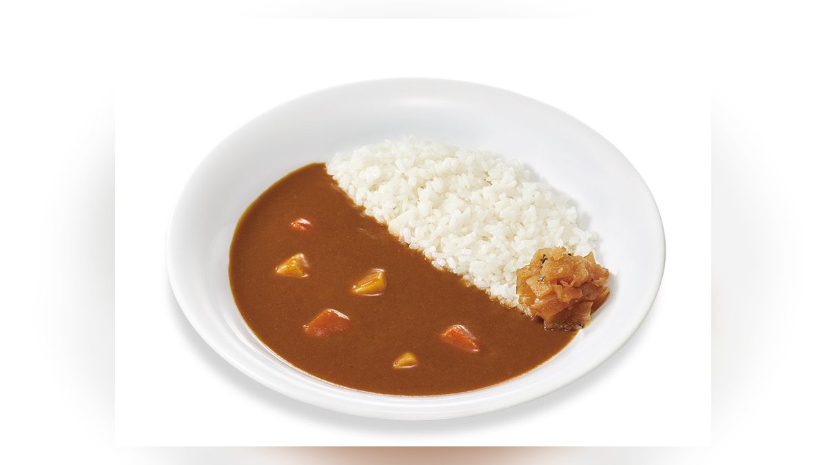 【すき家】カレー並盛は653kcal。たんぱく質12.8g、脂質15.7g