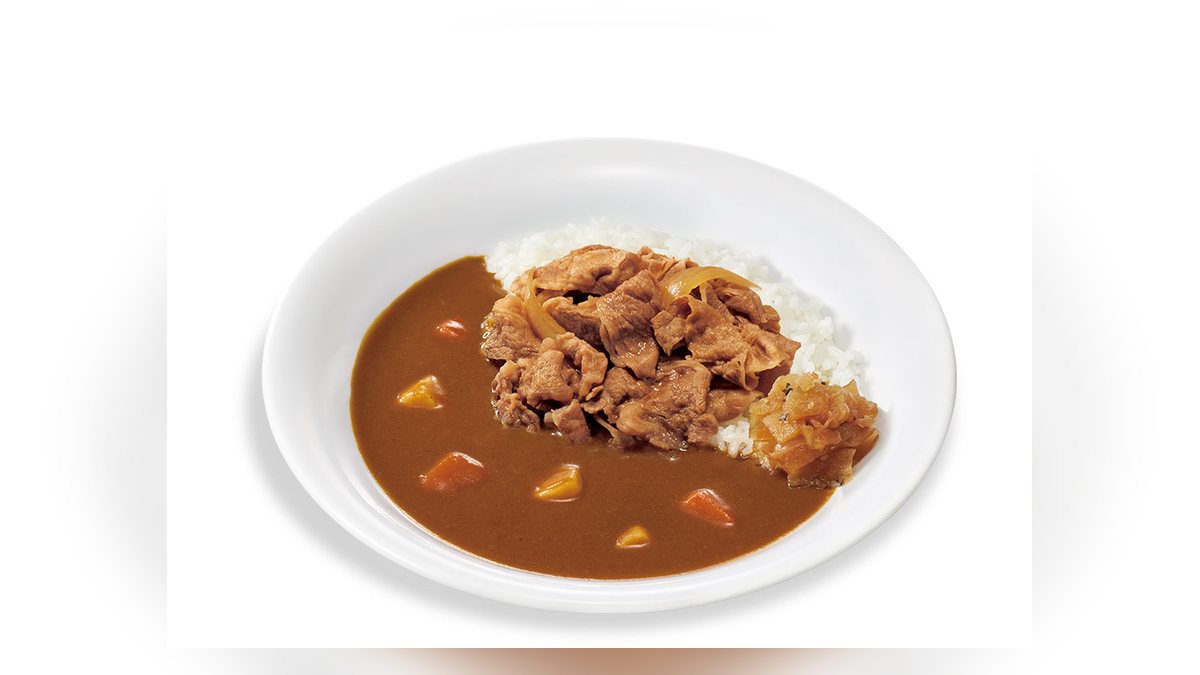 【すき家】牛カレー並盛のたんぱく質は22.5g。96品中85位、脂質30.7g