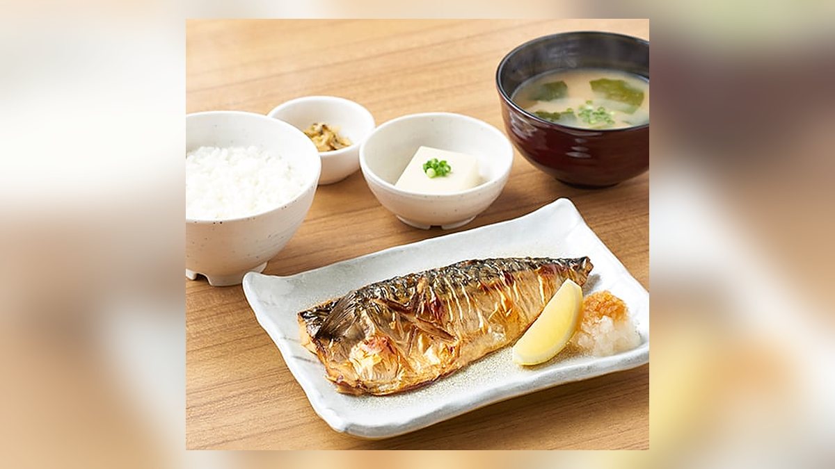 やよい軒のサバの塩焼定食の写真（公式サイトより）
