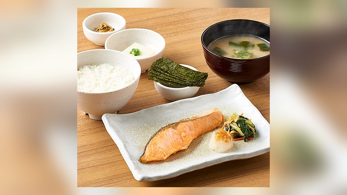 やよい軒のしゃけの塩焼朝食の写真（公式サイトより）