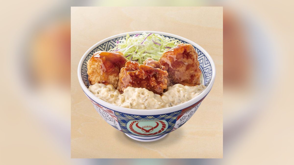 吉野家のタルタル南蛮から揚げ丼並盛の写真（公式サイトより）