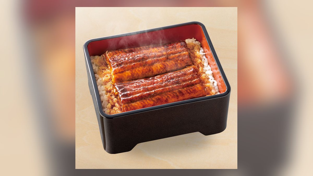 【吉野家】鰻重一枚盛のたんぱく質は32.2g。51品中17位、脂質23.8g