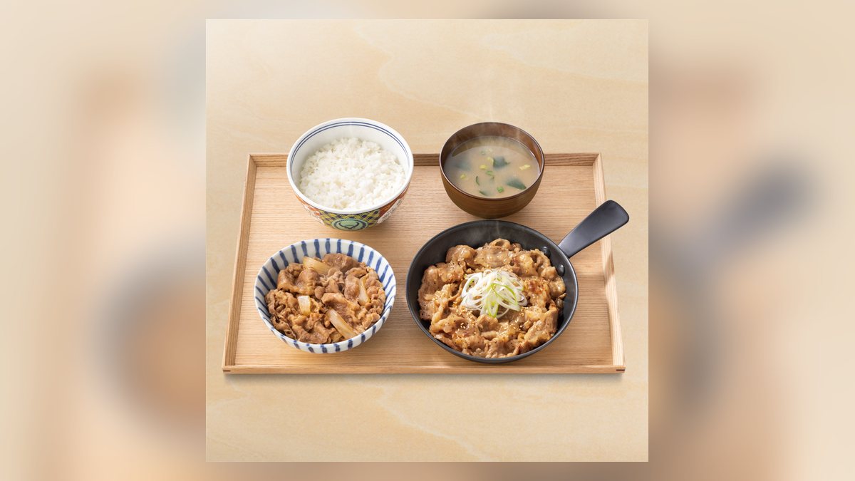 【吉野家】牛皿・ねぎ塩牛カルビ定食のたんぱく質は39.1g。51品中8位