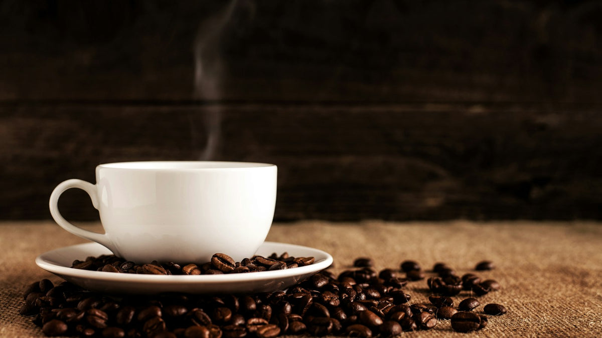 コーヒーは骨に悪い？高齢女性9,704人の10年追跡、1日5杯超で骨密度が低い傾向
